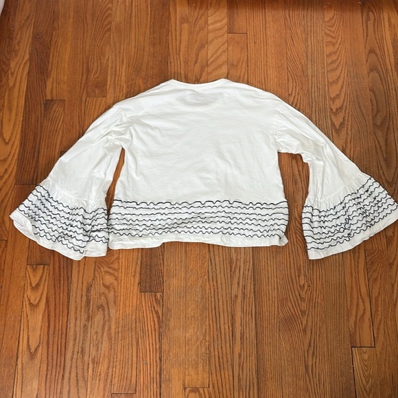 See by Chloe Embroidered Bell Sleeve Boxy Top snow white size Small - Picture 3 of 10